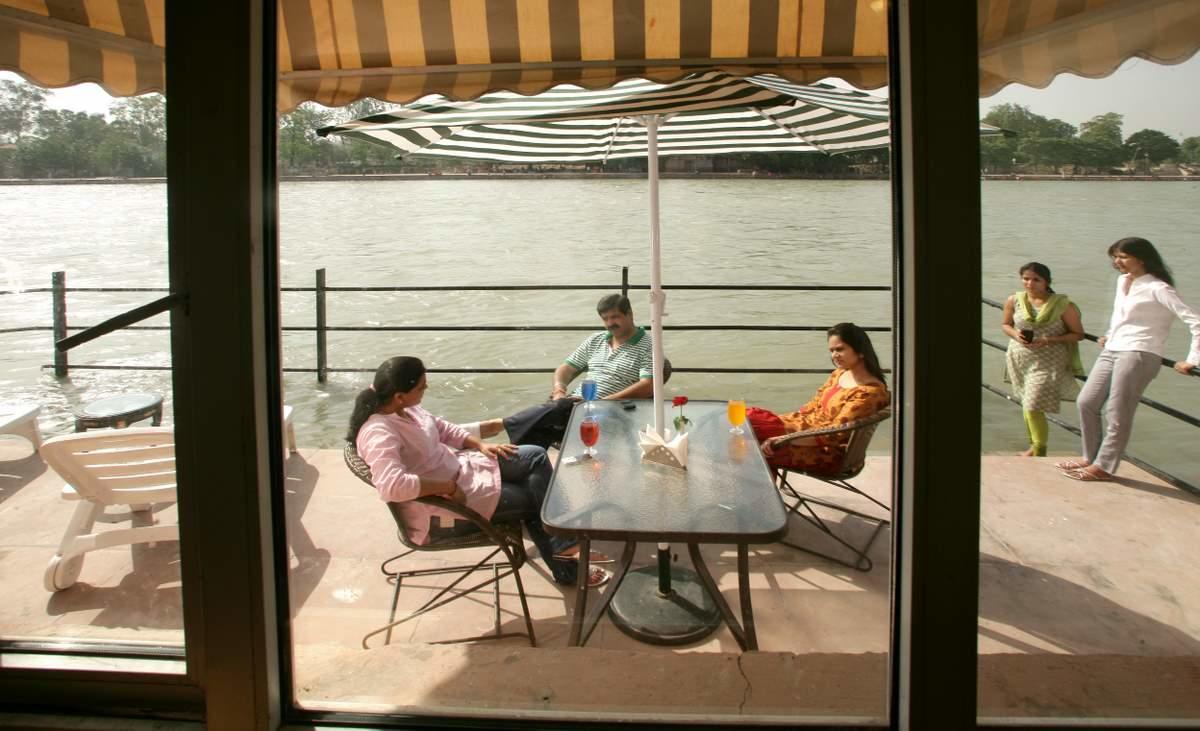 Готель Antarman Ganges Харідвар Екстер'єр фото